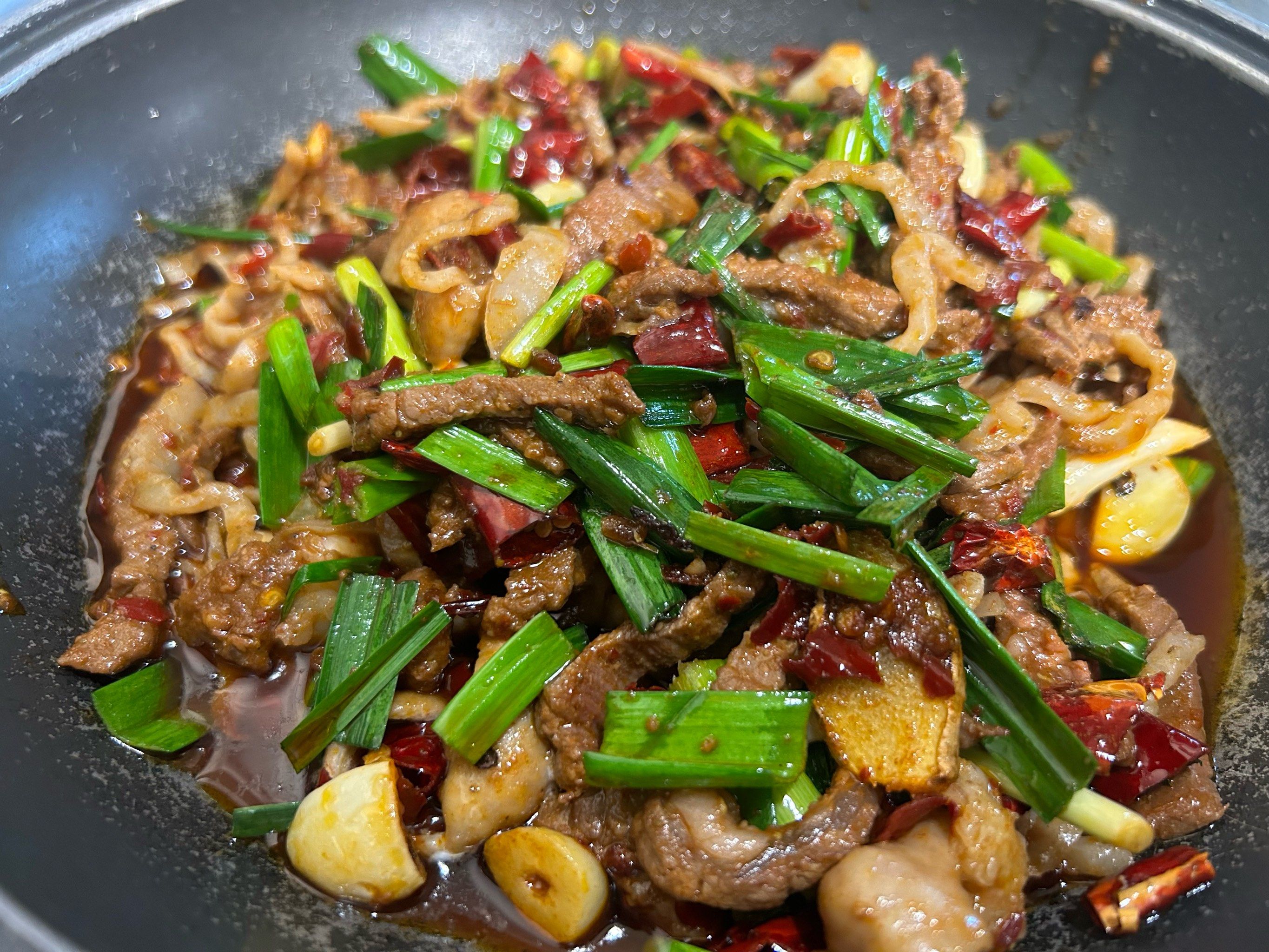 牛肉能不能和虾一起吃的