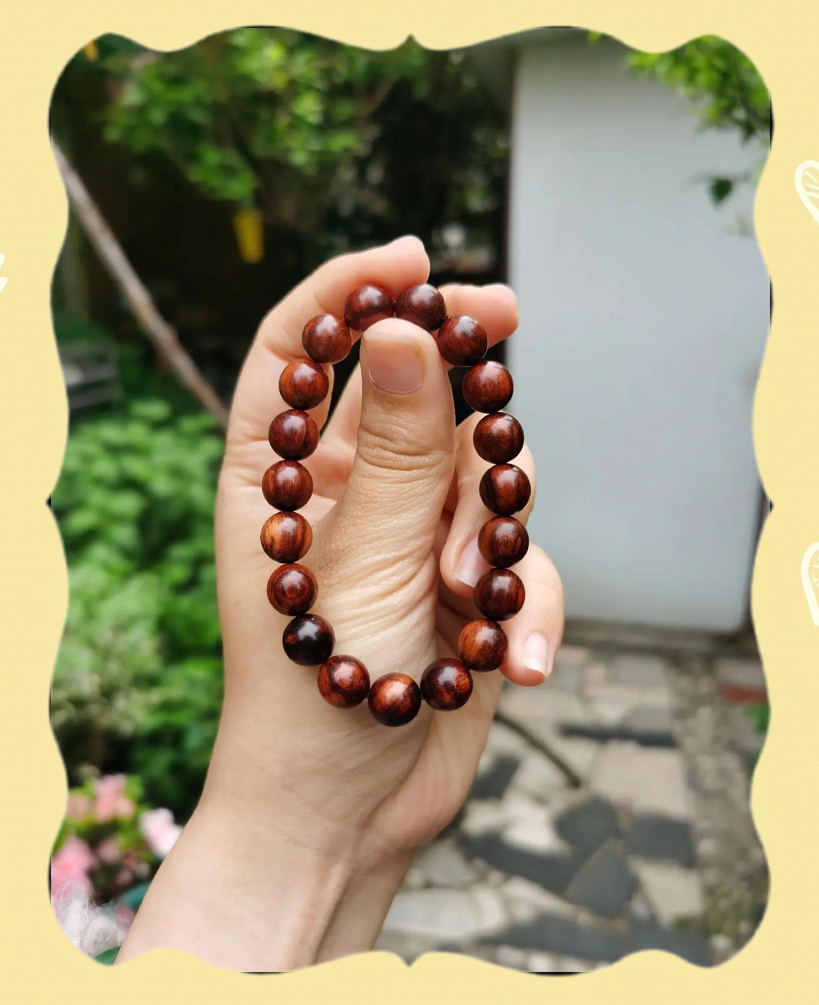 小叶紫檀佛珠的功效与作用