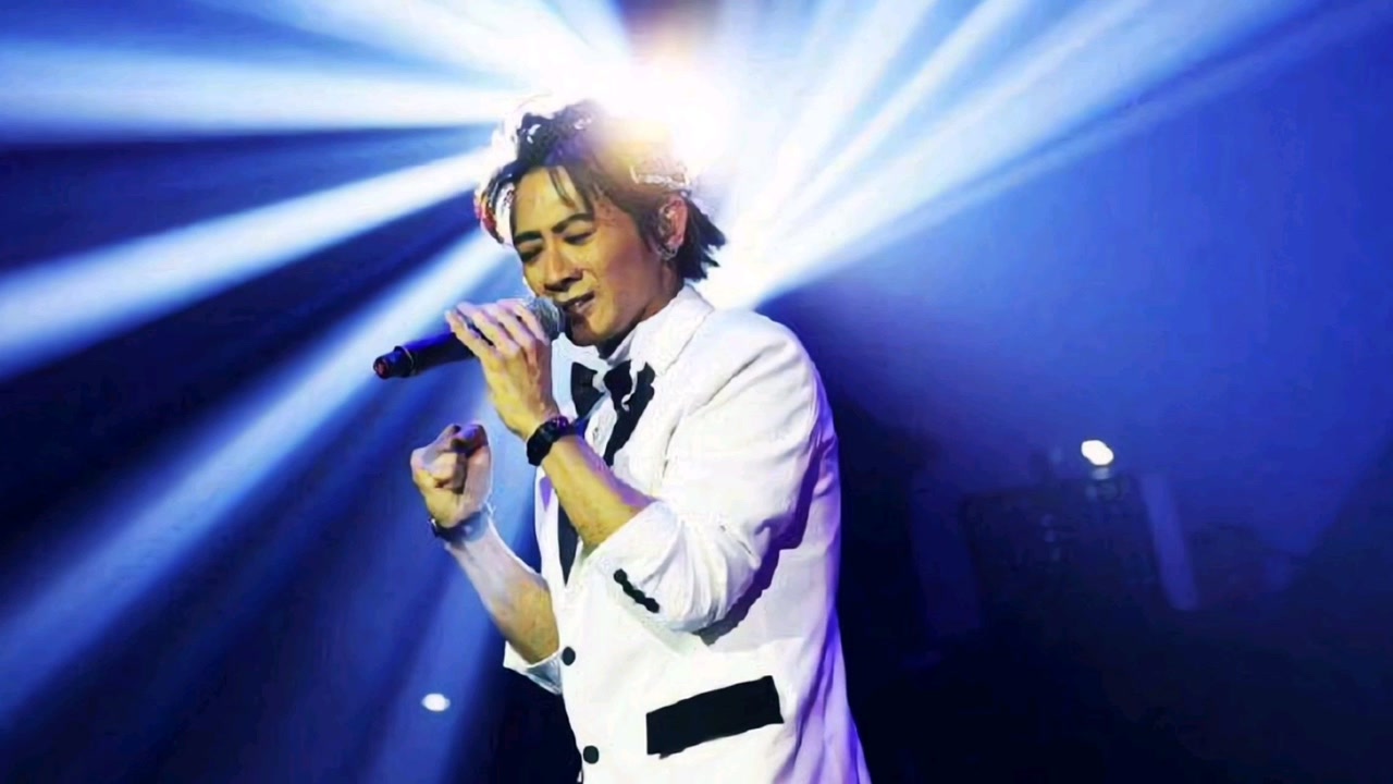 穿越时空的爱恋主题曲是陈冠蒲的太多