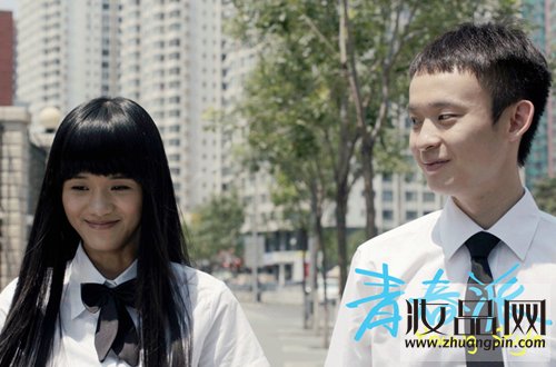 青春派里黄晶晶的扮演者是谁